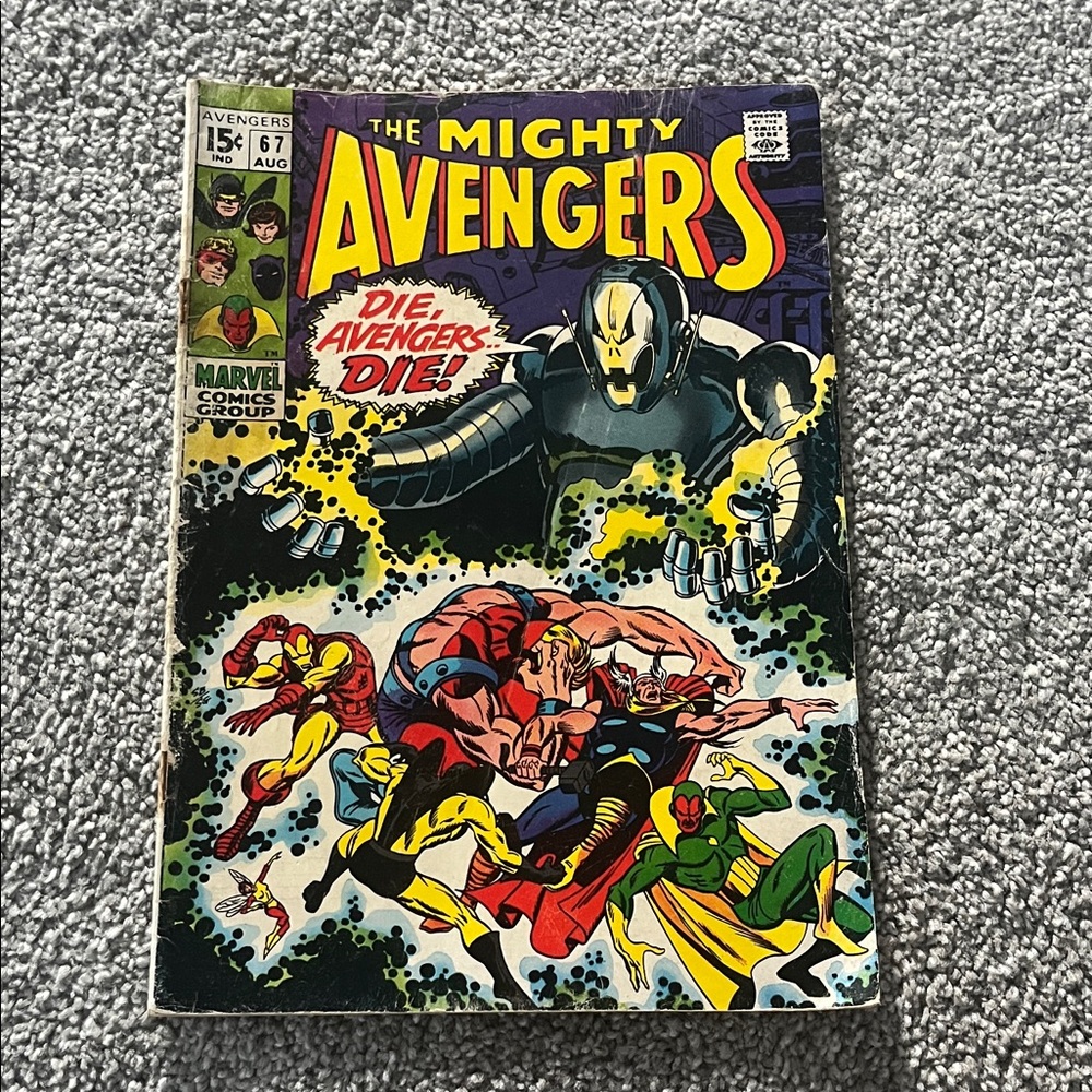 Marvel The Mighty Avengers Comic - Red, Yellow, Black